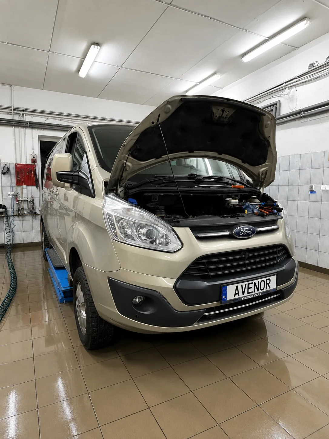 Обслуговування BMW X5 — Avenor Cars Warszawa